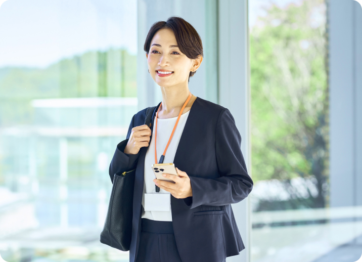 はたらく女性の写真